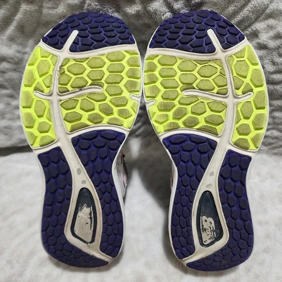 New Balance Fresh Foam 680 V7 Shoes Women's 9  Grey Running Athletic Sneakers - Picture 9 of 10